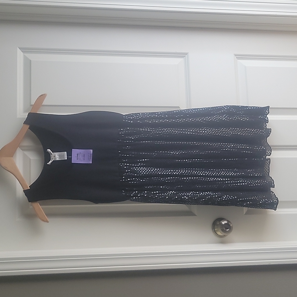 Alice + Olivia sleeveless dress